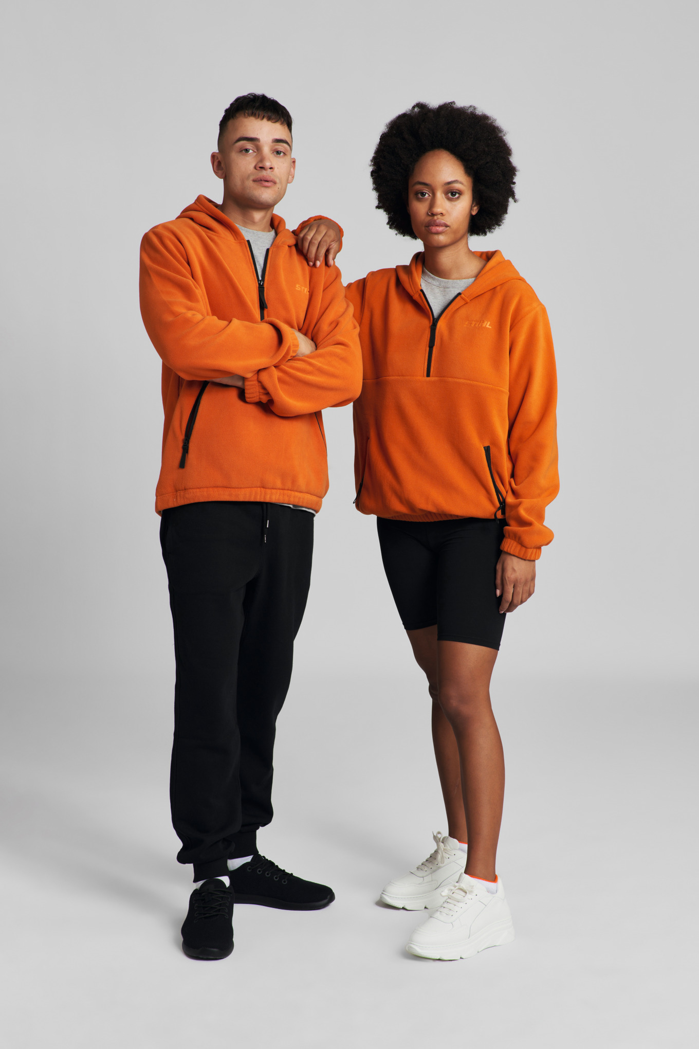 Sweatshirt com capuz FLEECE