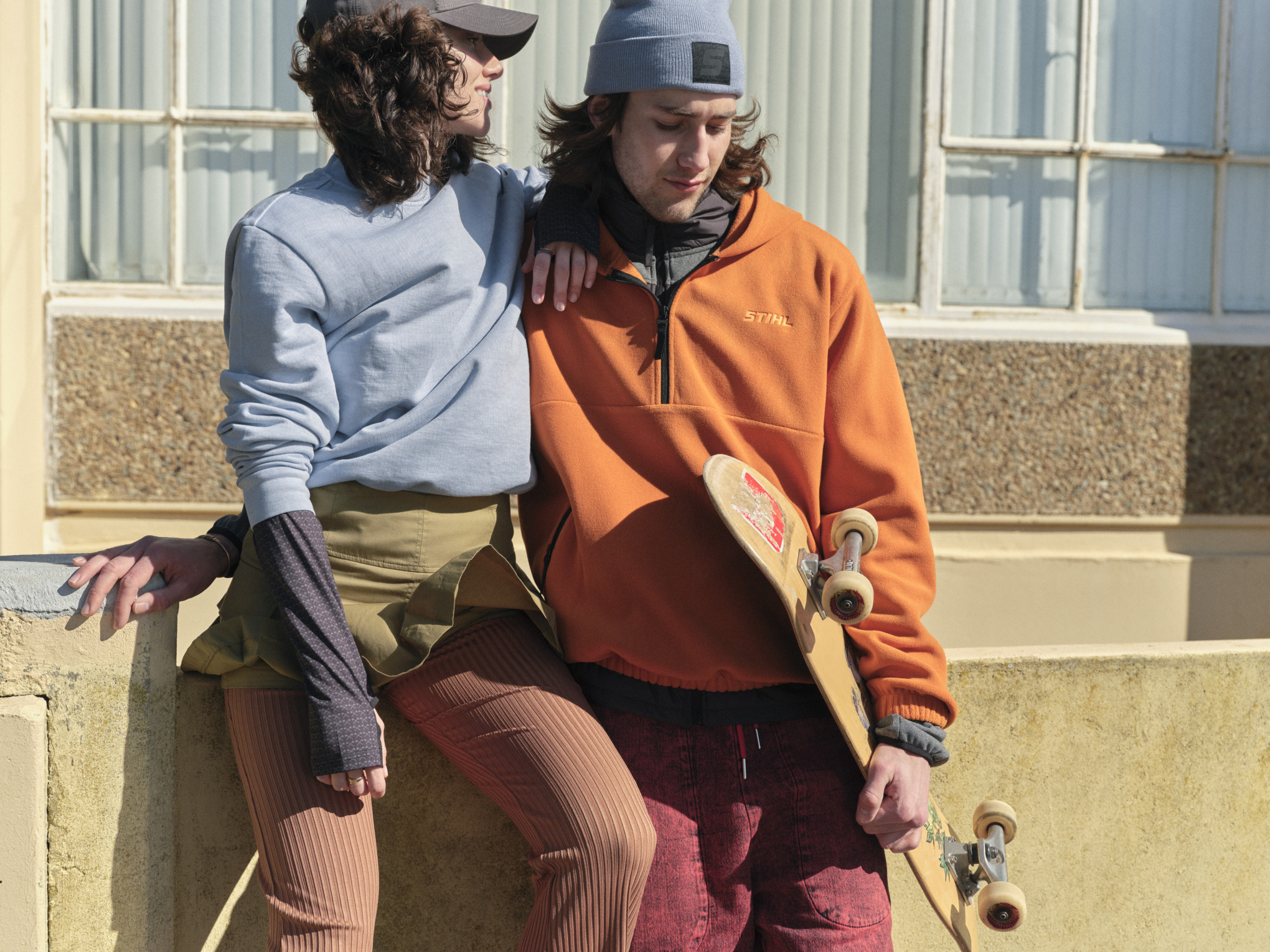 Sweatshirt com capuz FLEECE