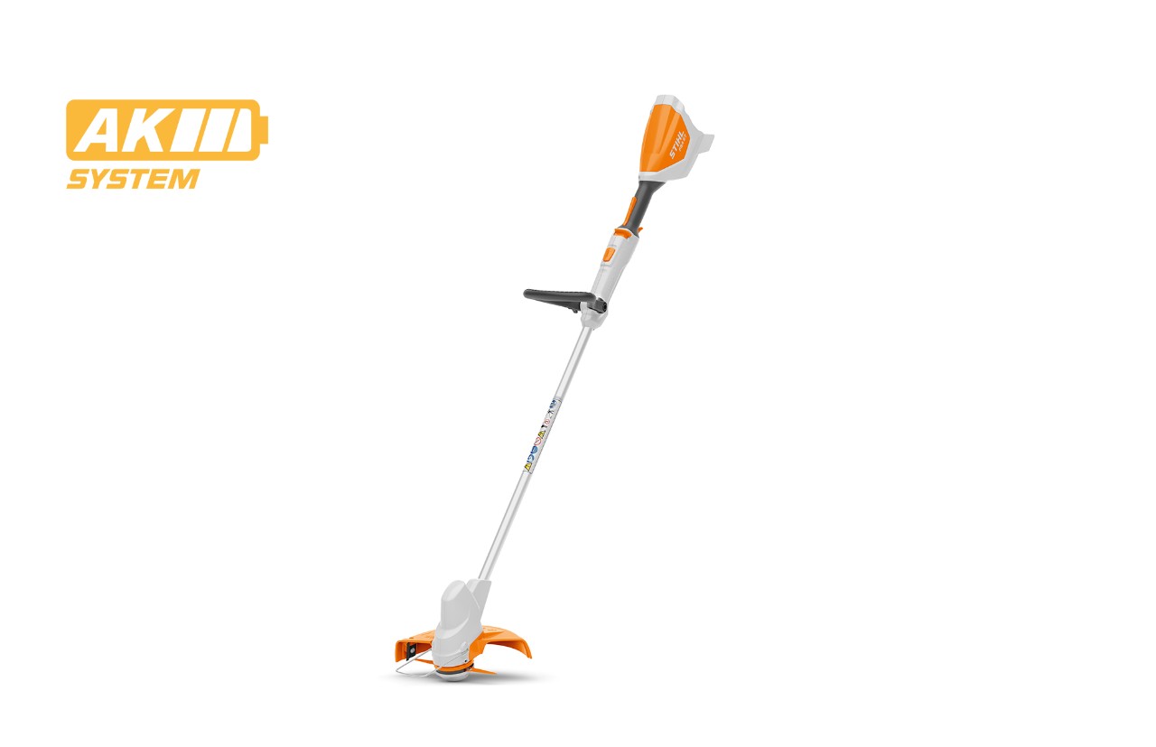 Imagem de produto da motorroçadora a bateria STIHL FSA 57, ícone de bateria em cima à esquerda para o sistema STIHL AK